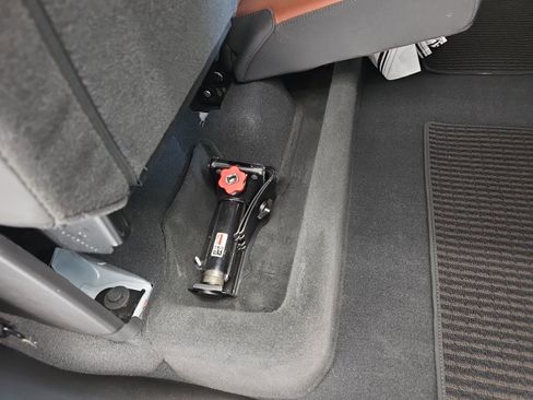 Used 2023 GMC Sierra 1500 Denali Ultimate image 13