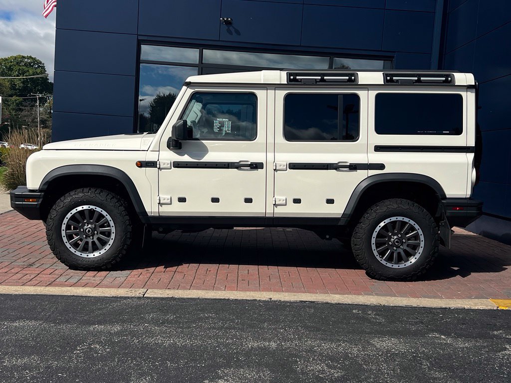 Used 2025 INEOS Grenadier Station Wagon AWD/4WD image 2