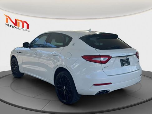 Used 2020 Maserati Levante S image 3