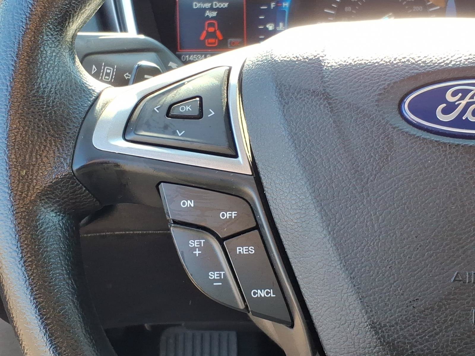 Certified 2019 Ford Fusion SE FWD image 19