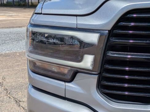 Used 2023 RAM 2500 Laramie AWD/4WD image 10
