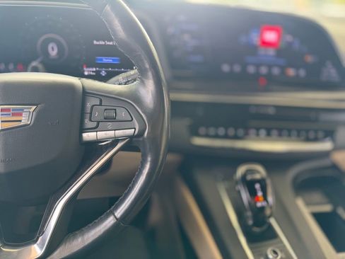 Used 2023 Cadillac Escalade Premium Luxury w/ Performance Package image 8