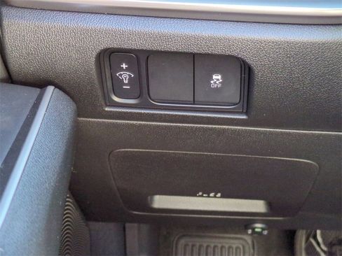 New 2026 Kia Sorento LX image 17