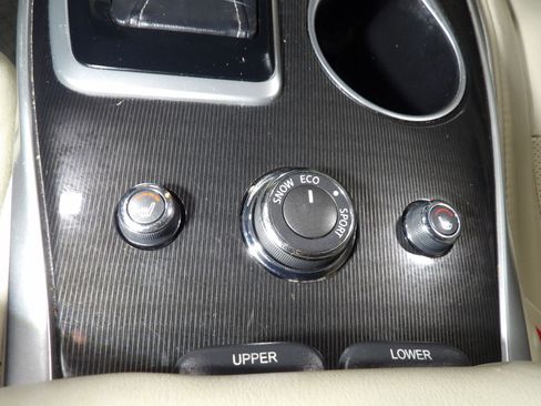 Used 2020 INFINITI QX60 Luxe w/ Essential Package image 26