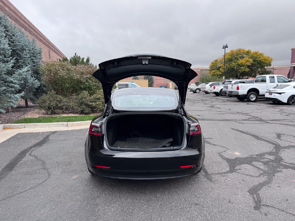 Used 2021 Tesla Model 3 Long Range AWD/4WD image 12