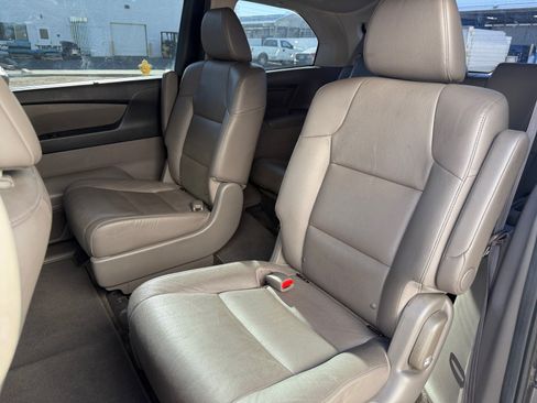 Used 2016 Honda Odyssey EX-L image 16