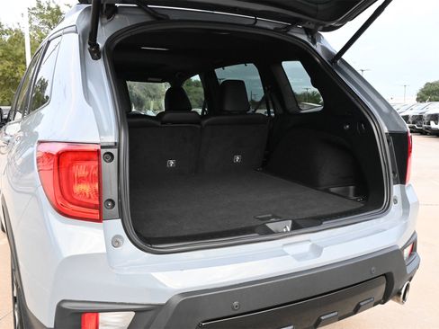 Used 2023 Honda Passport Elite image 23