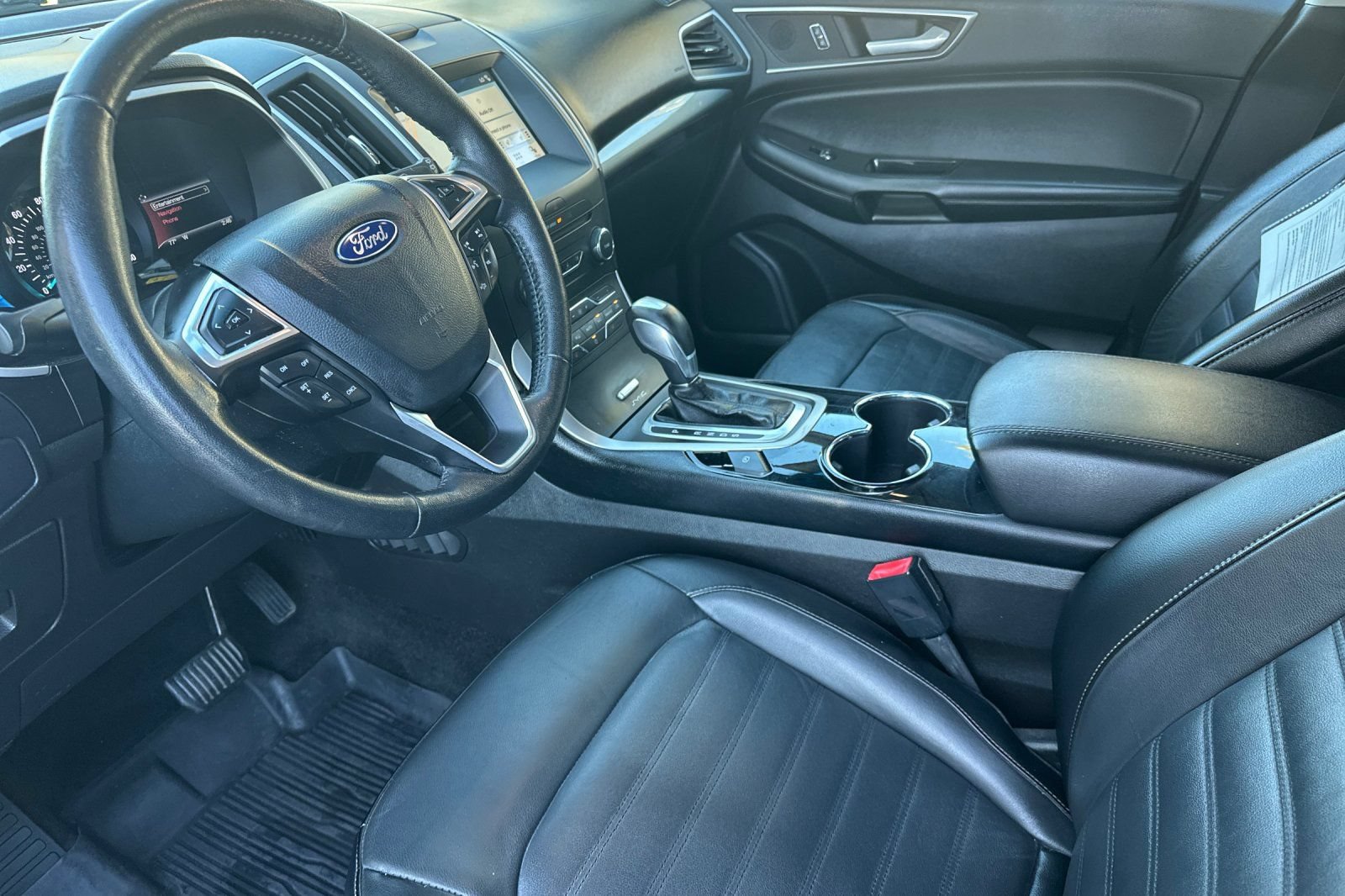 Used 2017 Ford Edge SEL w/ Equipment Group 201A FWD image 10