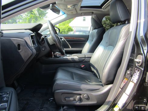 Used 2018 Lexus RX 350 AWD w/ Premium Package image 11