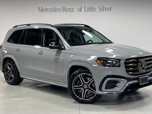 Used 2026 Mercedes-Benz GLS 450 4MATIC image 8