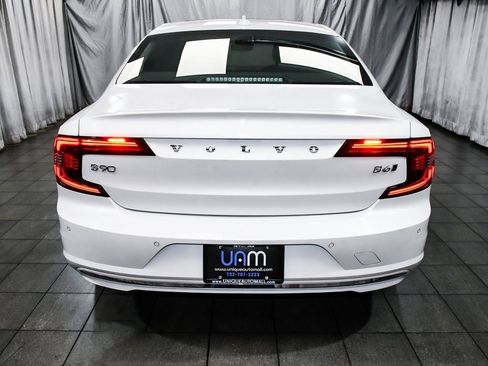 Used 2023 Volvo S90 B6 Ultimate w/ Protection Package image 5