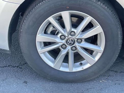 Used 2025 Toyota Camry LE image 13