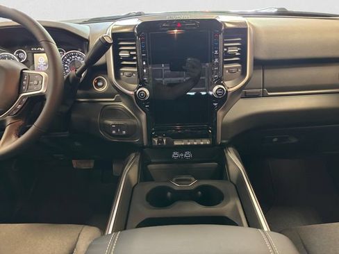 New 2026 RAM 2500 Big Horn AWD/4WD image 12