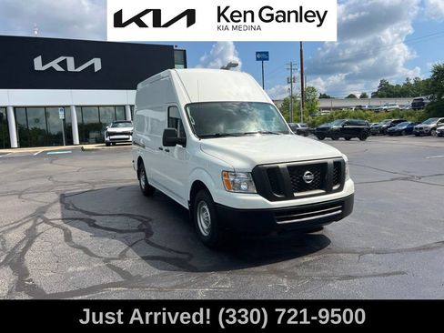 Used 2021 Nissan NV 2500 S RWD image 3