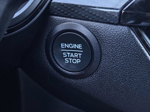 Used 2025 Ford Escape ST-Line Select AWD/4WD image 31