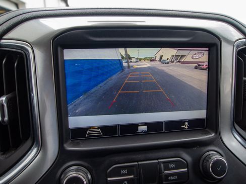 Used 2020 Chevrolet Silverado 1500 LTZ w/ LTZ Premium Package AWD/4WD image 16