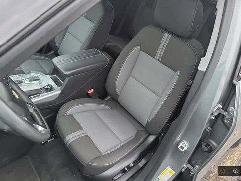 Used 2024 Chevrolet Blazer LT w/ Convenience Package FWD image 11