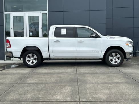 Used 2022 RAM 1500 Big Horn AWD/4WD image 2