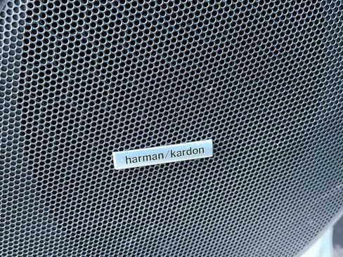 Used 2023 Subaru Forester Touring image 6