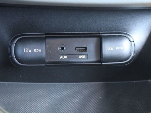 Used 2014 Kia Soul FWD image 34