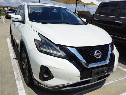 Used 2019 Nissan Murano Platinum w/ Cargo Package FWD image 3