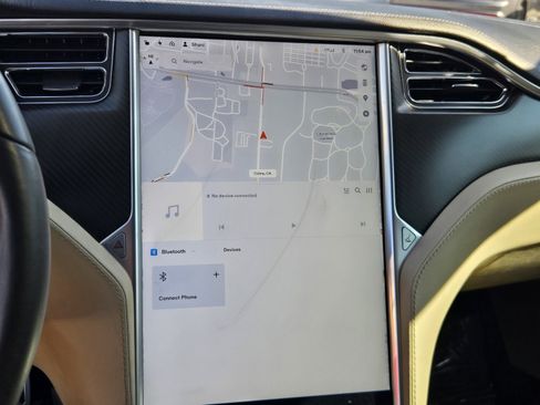 Used 2012 Tesla Model S Signature Performance image 19