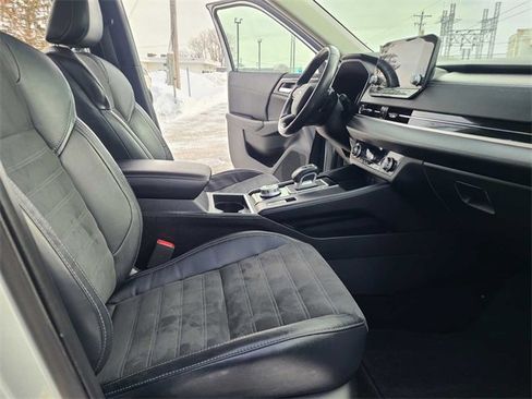 Used 2022 Mitsubishi Outlander SE image 19