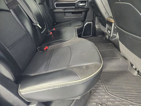 Used 2023 RAM 3500 Laramie image 34