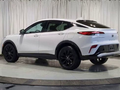 Used 2024 Buick Envista Sport Touring w/ Convenience I Package image 6