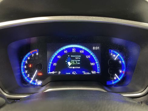 Used 2022 Toyota Corolla Cross XLE w/ Black Badges Package (TMS) image 29