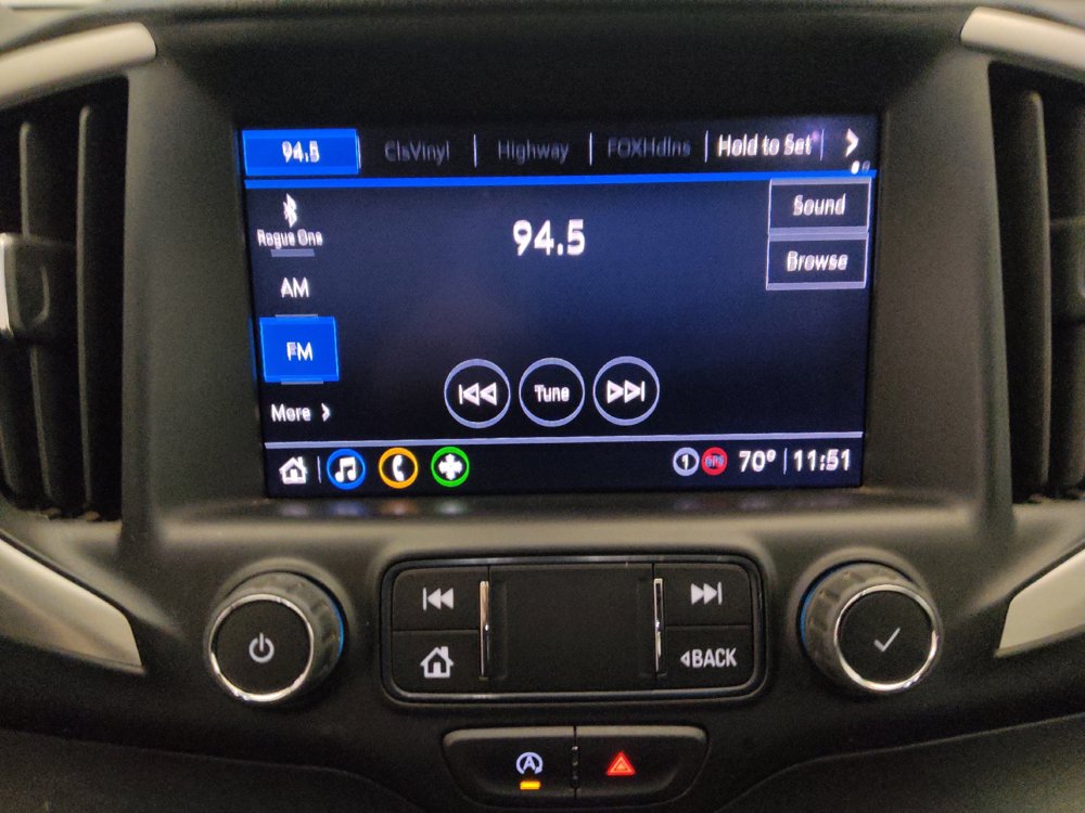 Used 2022 GMC Terrain SLT FWD image 25