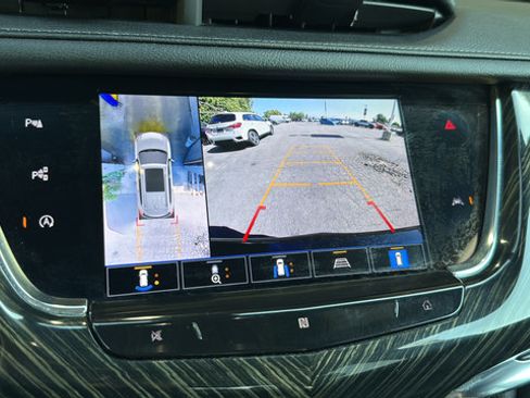 Used 2021 Cadillac XT6 Premium Luxury FWD image 20