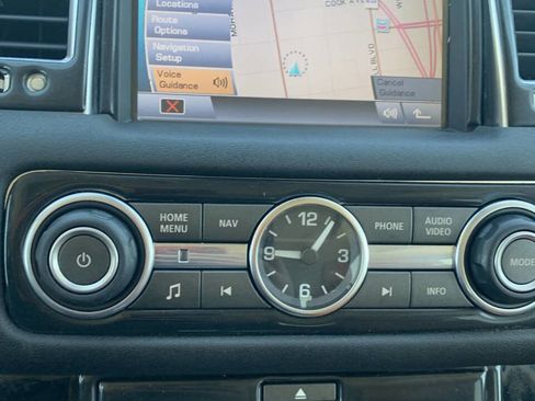 Used 2010 Land Rover Range Rover Sport Supercharged AWD/4WD image 16
