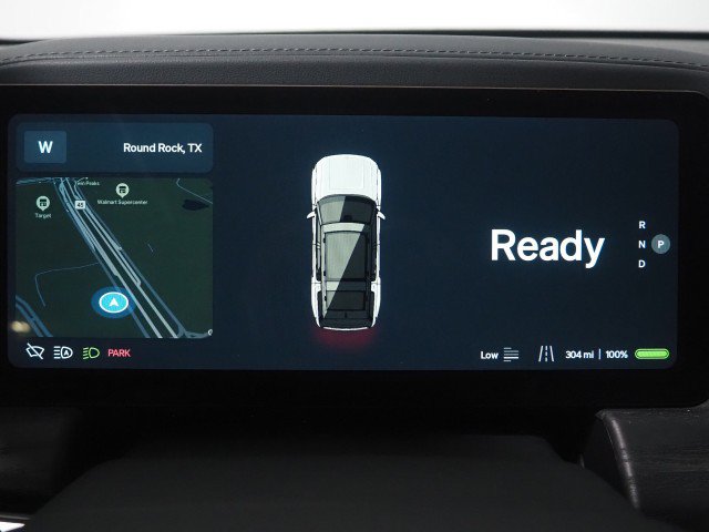 Used 2024 Rivian R1S AWD Adventure image 21