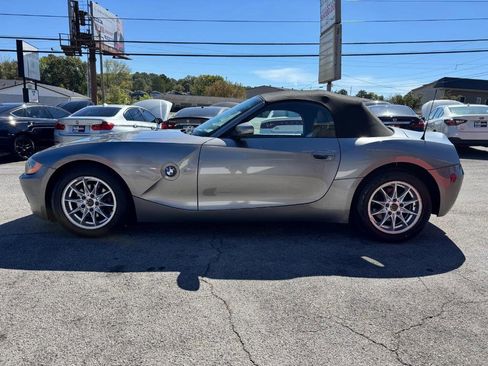 Used 2004 BMW Z4 2.5i image 8