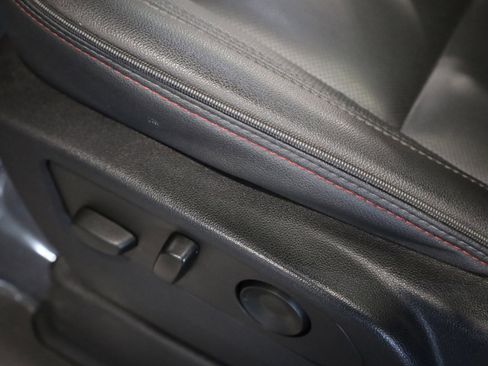 Used 2022 Chevrolet Tahoe RST w/ Luxury Package image 17