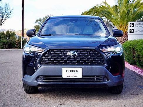 Used 2022 Toyota Corolla Cross L image 5