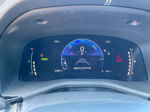Used 2025 Toyota Camry SE FWD image 29