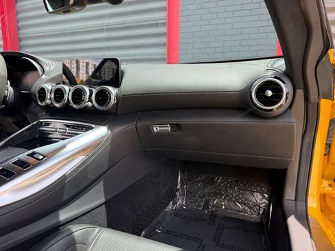 Used 2020 Mercedes-Benz AMG GT C image 43