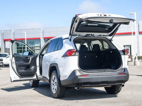 Used 2024 Toyota RAV4 LE FWD image 27