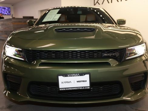 Used 2022 Dodge Charger SRT Hellcat image 2