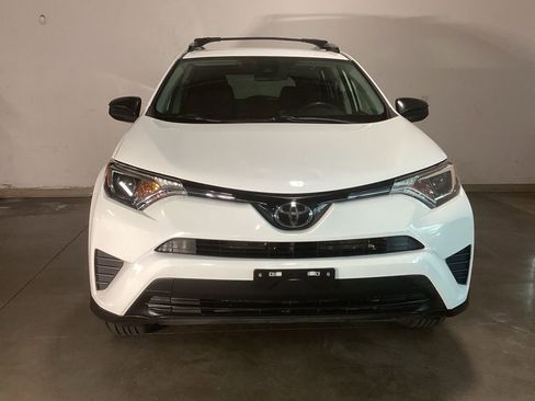 Used 2018 Toyota RAV4 LE w/ All Weather Liner Package image 19
