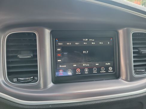 Used 2022 Dodge Charger SXT RWD image 24