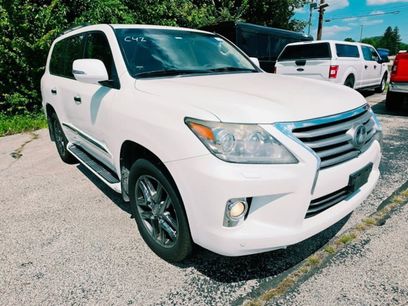 Used 2013 Lexus LX 570 4WD w/ Luxury Pkg w/Pre-crash
