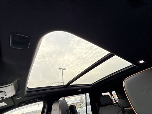 Certified 2023 GMC Yukon XL AT4 w/ Technology Package image 18