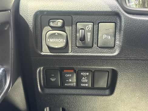 Used 2016 Toyota 4Runner Limited AWD/4WD image 42