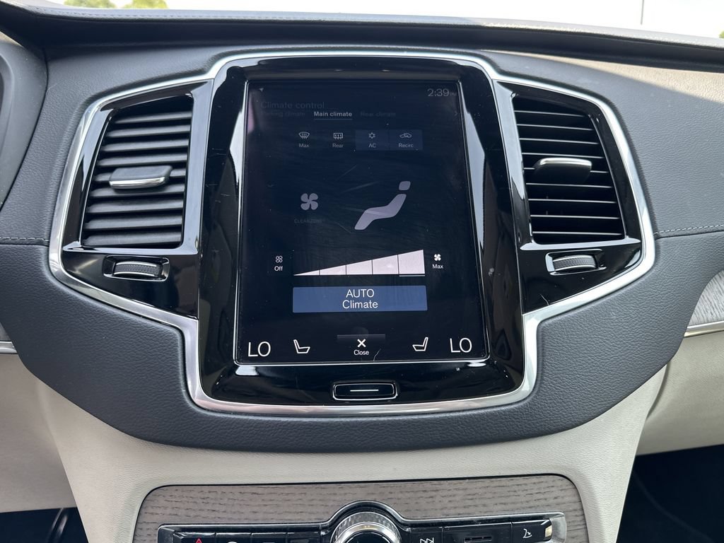 Used 2021 Volvo XC90 T8 Inscription w/ Advanced Package AWD/4WD image 10
