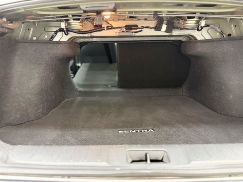 Used 2020 Nissan Sentra SR w/ Trunk Package FWD image 24