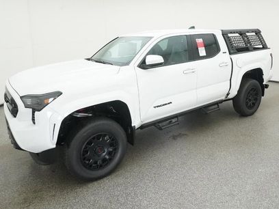 New 2025 Toyota Tacoma SR5