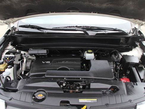 Used 2018 Nissan Pathfinder SL w/ SL Premium Package AWD/4WD image 14